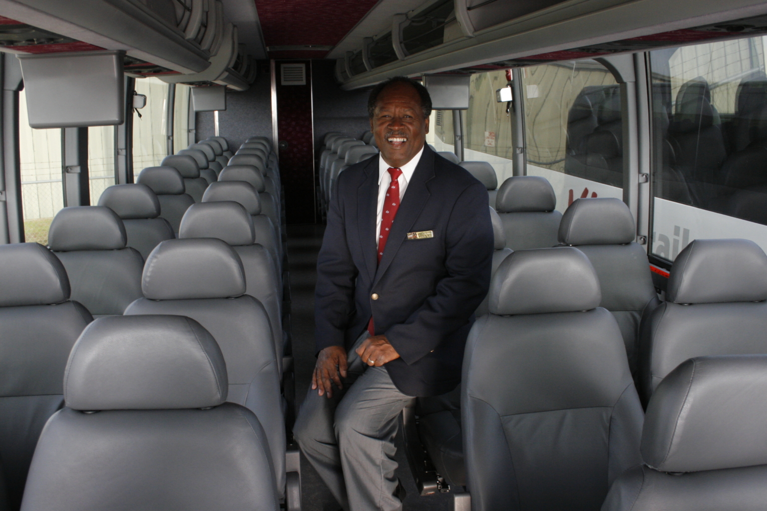 safe-private-bus-rental-amenities-tempe-az-professional-group-buses